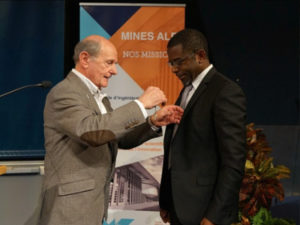 L’Ordre du Mérite pour le Pr Ange Nzihou