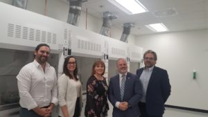 Le Ministre Jonathan Julien en visite au LTB